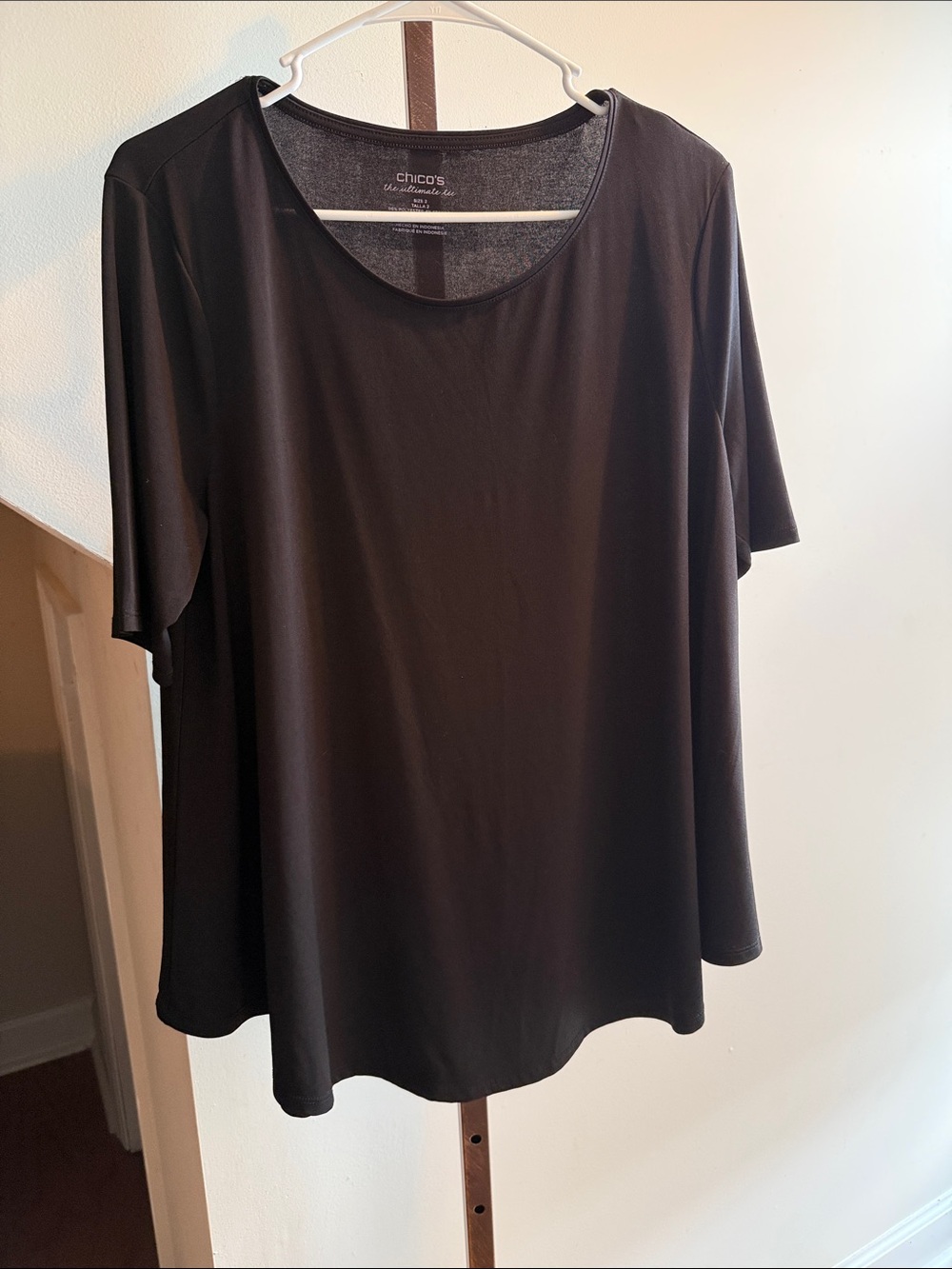 Chico's Black Short Sleeve Scoop Neck Tee